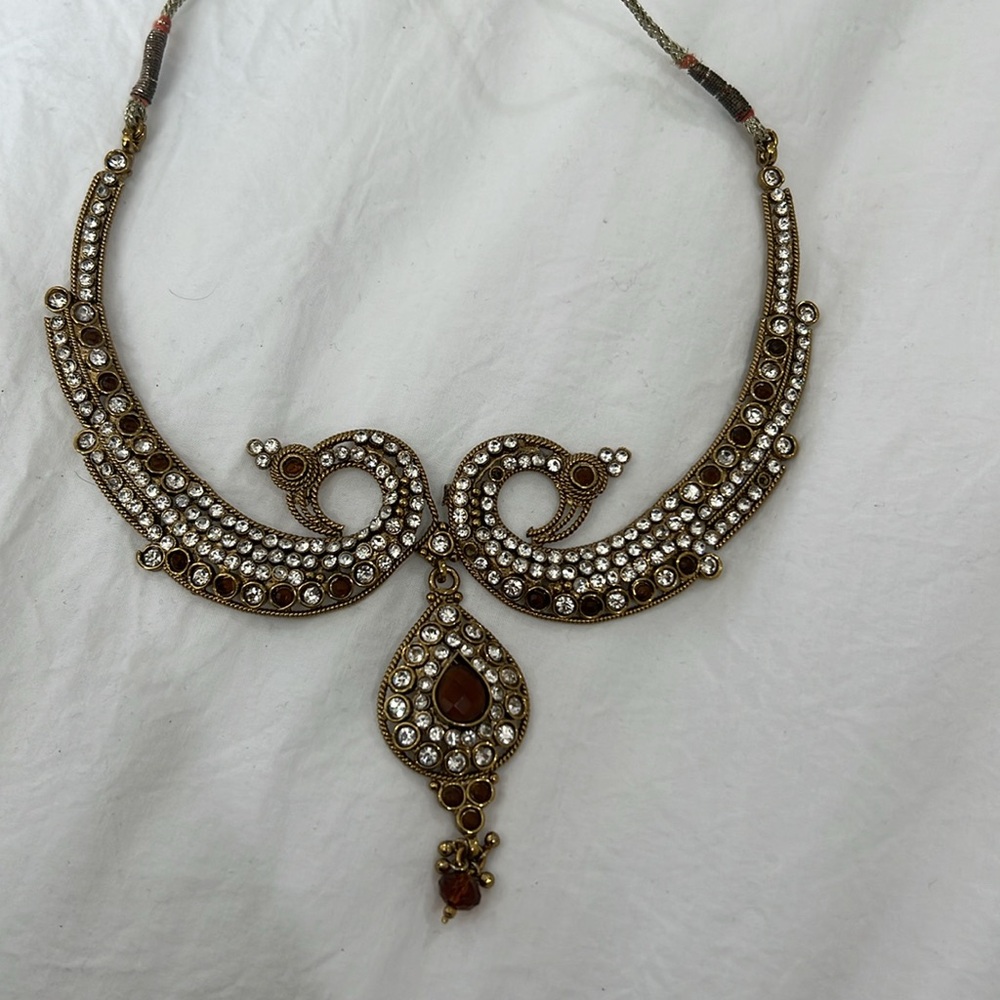 Indian Jewelry Set π€πͺ· - Picture 5 of 5